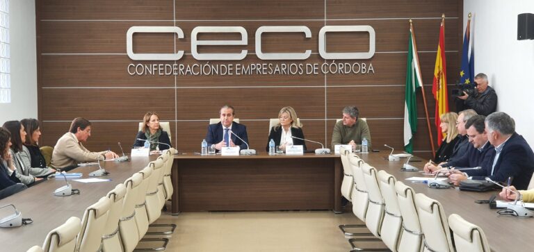 Reunión con la directora general de Industrias, Innovación y Cadena Alimentaria de la Junta