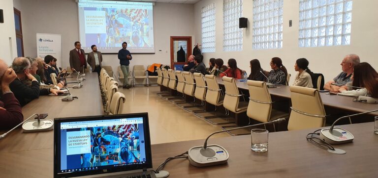 Jornada “Desgranando la Nueva Ley de Startups” organizada en CECO por la Universidad Loyola Andalucía- Last Tuesday Córdoba-